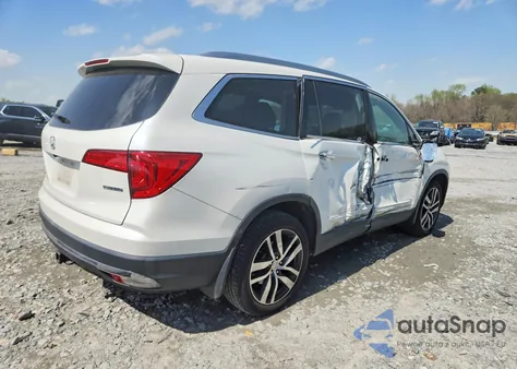 2017 Honda Pilot Touring из США, поврежденный, VIN 5FNYF5H98HB009429